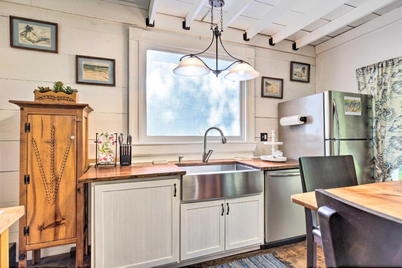 Historic Biloxi Bay Cottage With Beautiful View Ocean Springs Zewnętrze zdjęcie