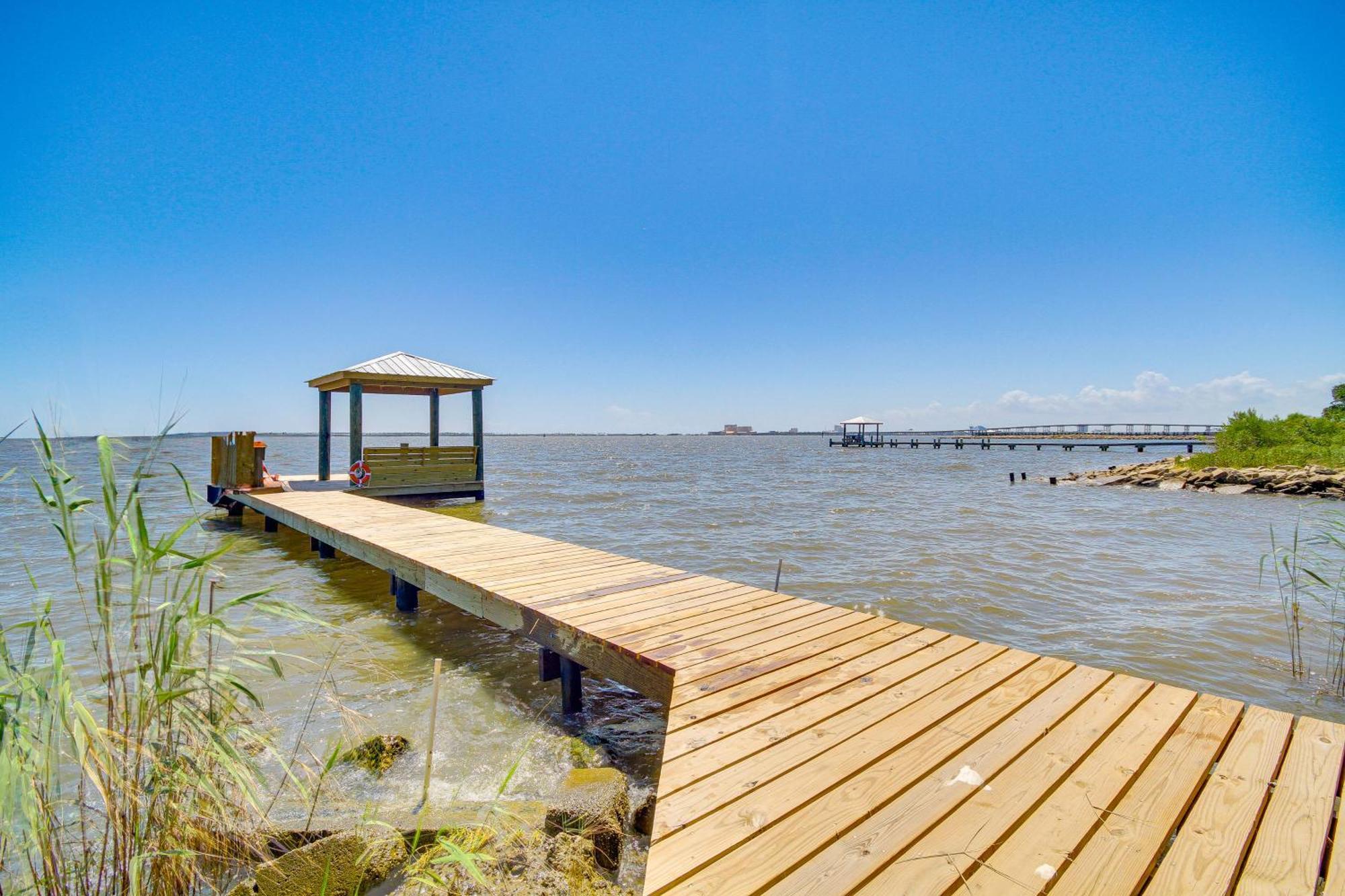 Historic Biloxi Bay Cottage With Beautiful View Ocean Springs Zewnętrze zdjęcie