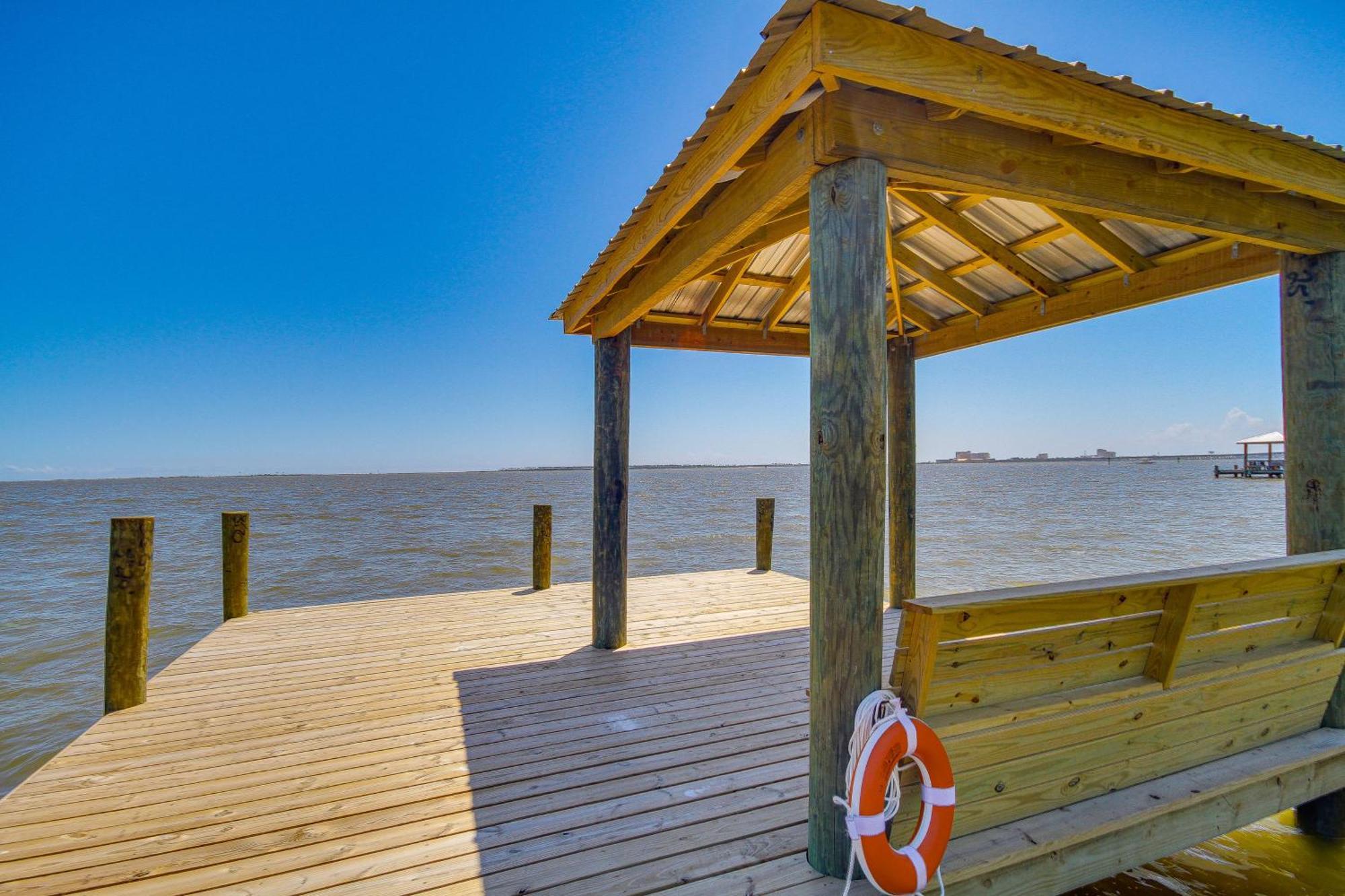 Historic Biloxi Bay Cottage With Beautiful View Ocean Springs Zewnętrze zdjęcie